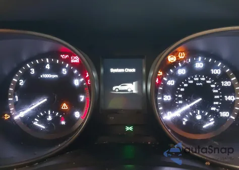 2018 Hyundai Santa Fe Sport 2.4L z USA, uszkodzony, nr VIN 5NMZT3LB4JH066680